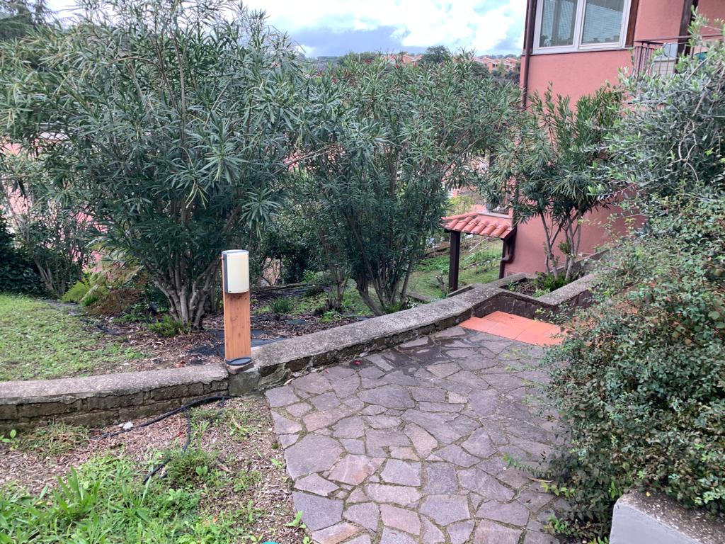 sacrofano, villa, terreno, giardino, gruppo immobiliare italiano e partners