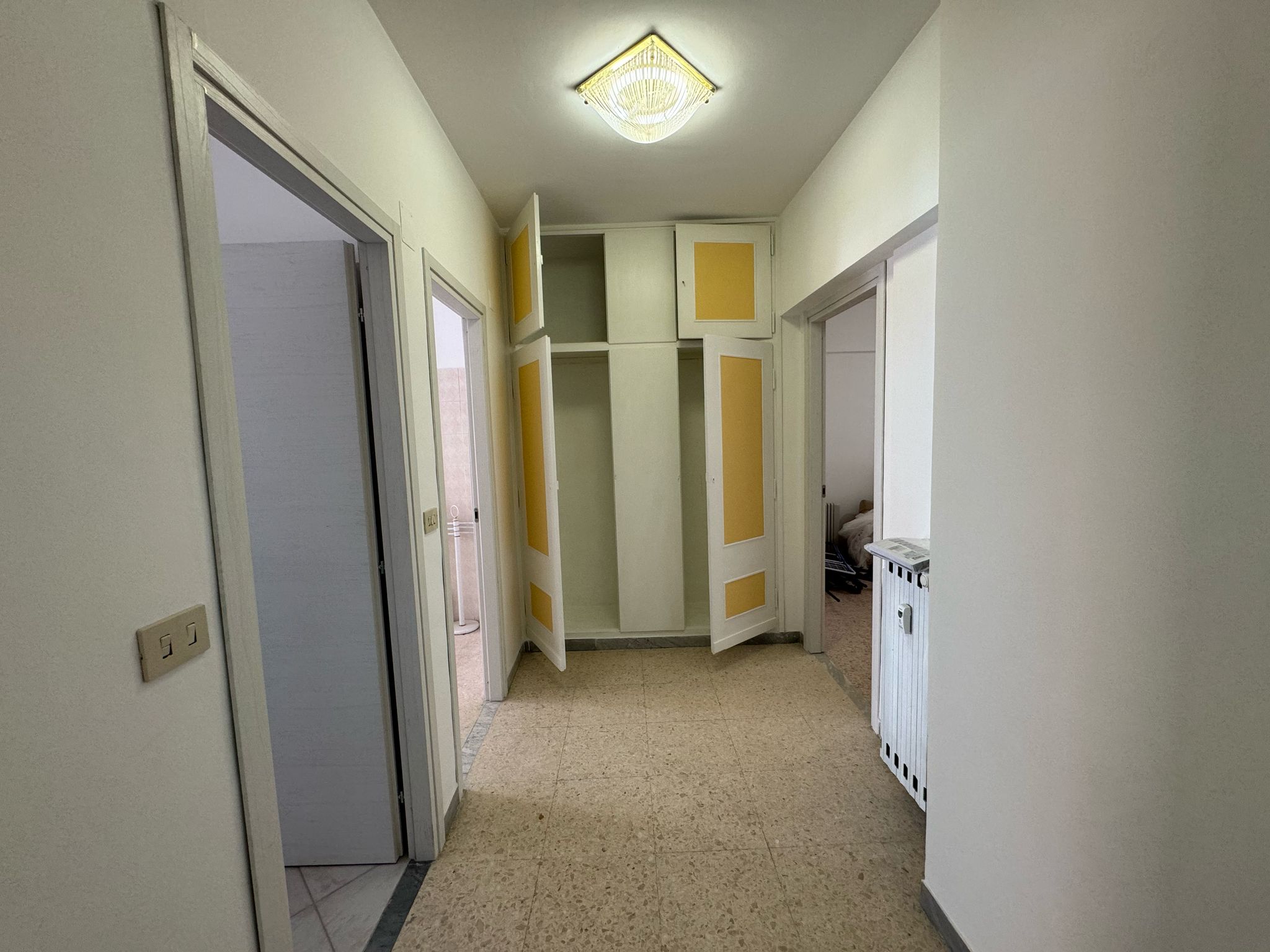 Residenziale, In Vendita, Italia, Residenziale In Vendita In Italia, Roma , via tuscolana, metro giulio agricola , monolocale , bilocale
