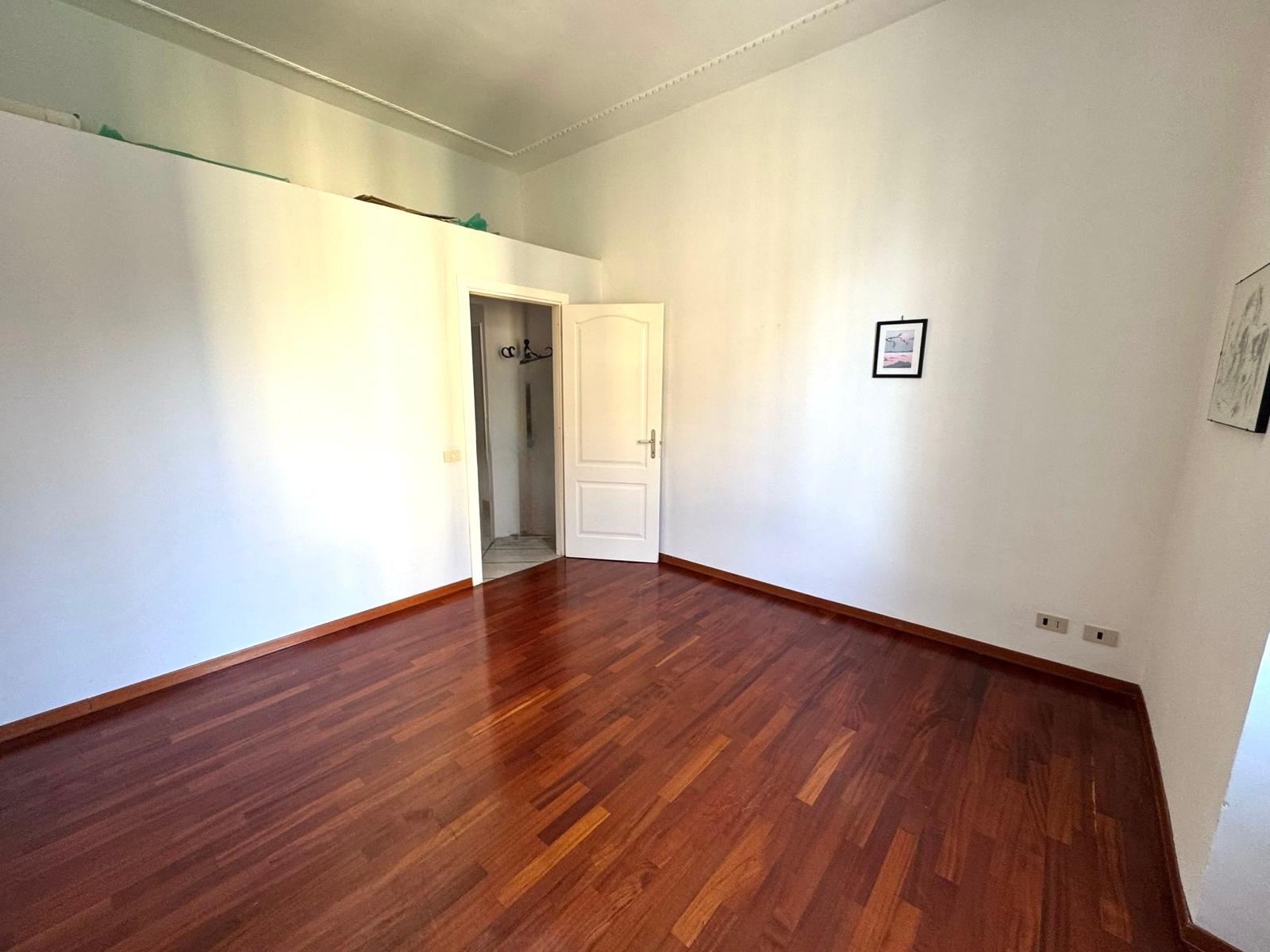 Residenziale, In Vendita, ID Elenco 1461, Italia, Residenziale In Vendita In Italia, ID Elenco 1461, metro Re di Roma , centrale , ristrutturato Roma