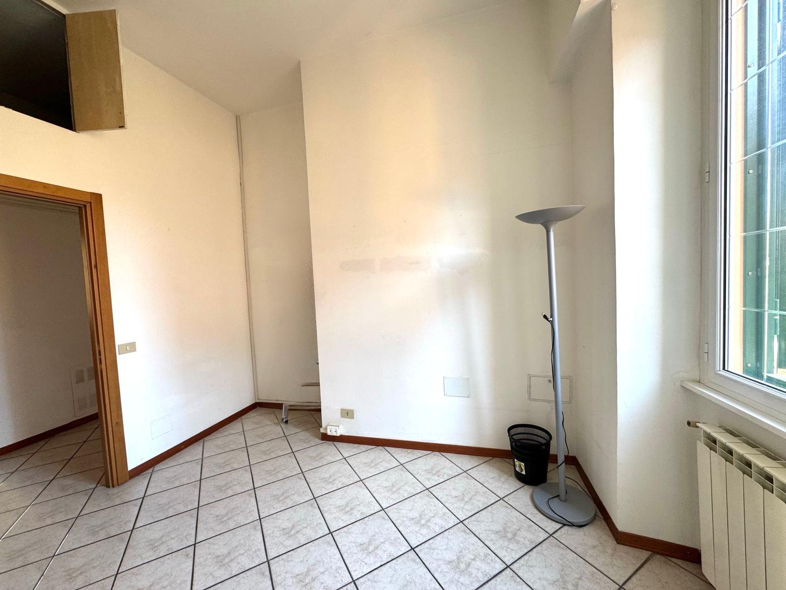 Residenziale, In Vendita, ID Elenco 1461, Italia, Residenziale In Vendita In Italia, ID Elenco 1461, metro Re di Roma , centrale , ristrutturato Roma