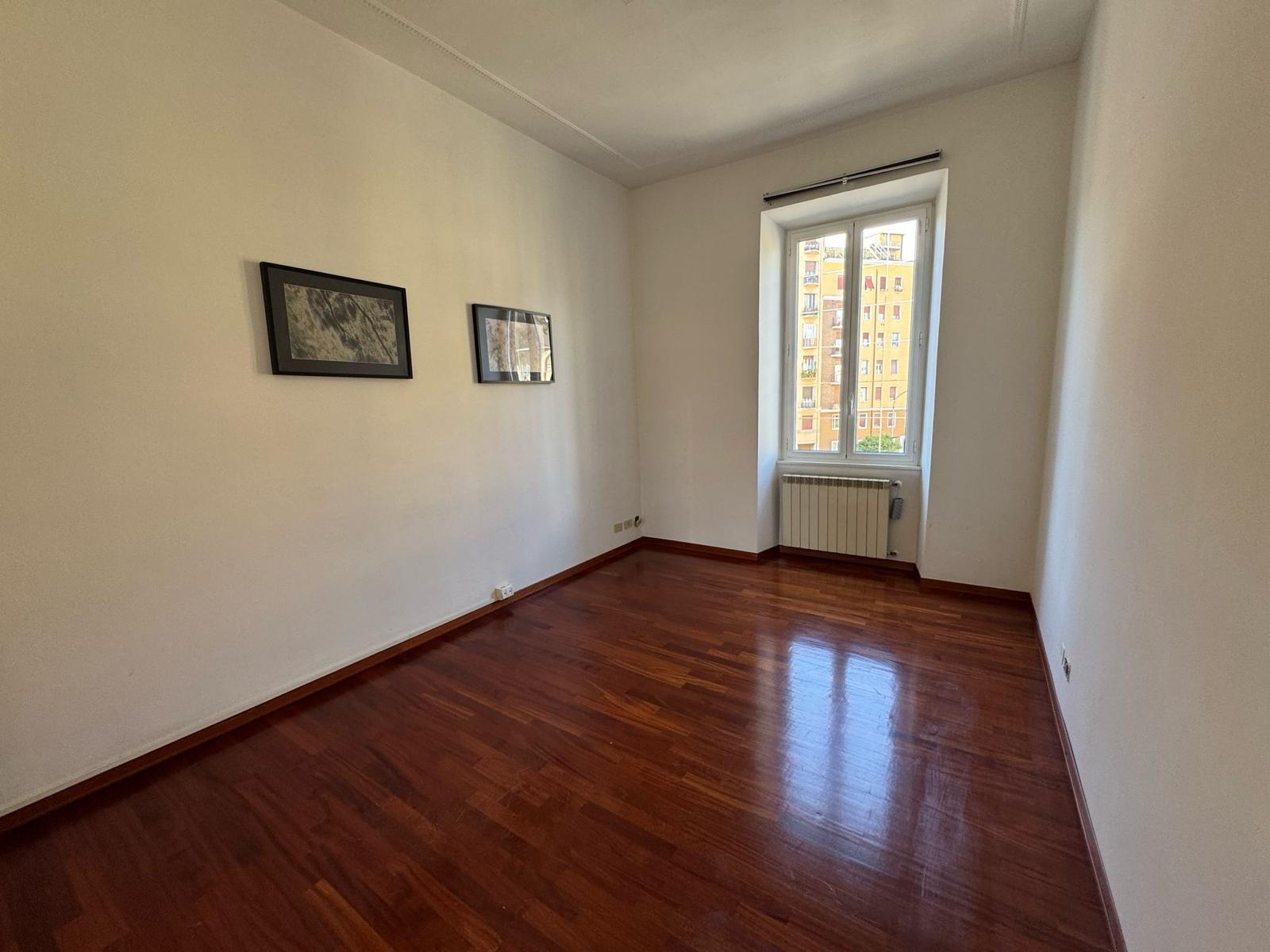 Residenziale, In Vendita, ID Elenco 1461, Italia, Residenziale In Vendita In Italia, ID Elenco 1461, metro Re di Roma , centrale , ristrutturato Roma
